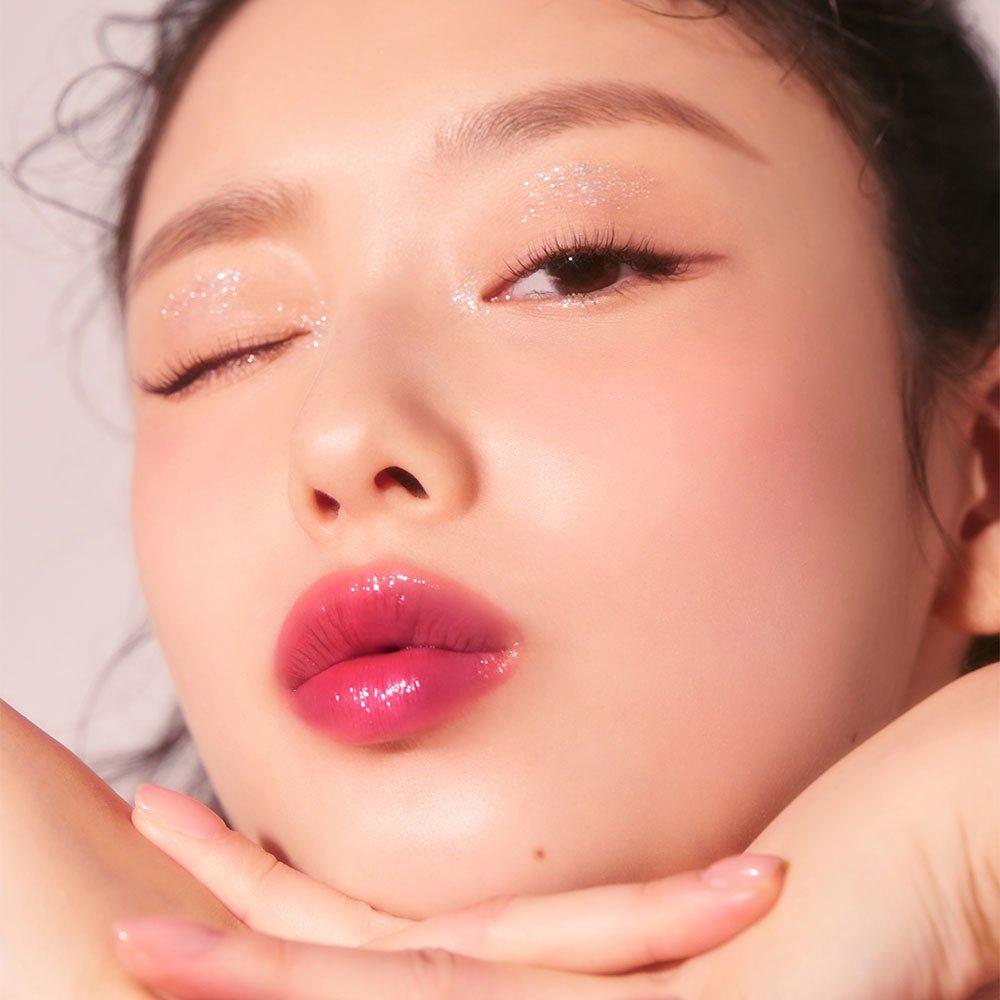 https://yepposoonsoo.se/cdn/shop/articles/dear_darling_oil_tint_sub1_7328dbc9-2194-4bd0-8d13-01e0b8e3261c.jpg?v=1738845101